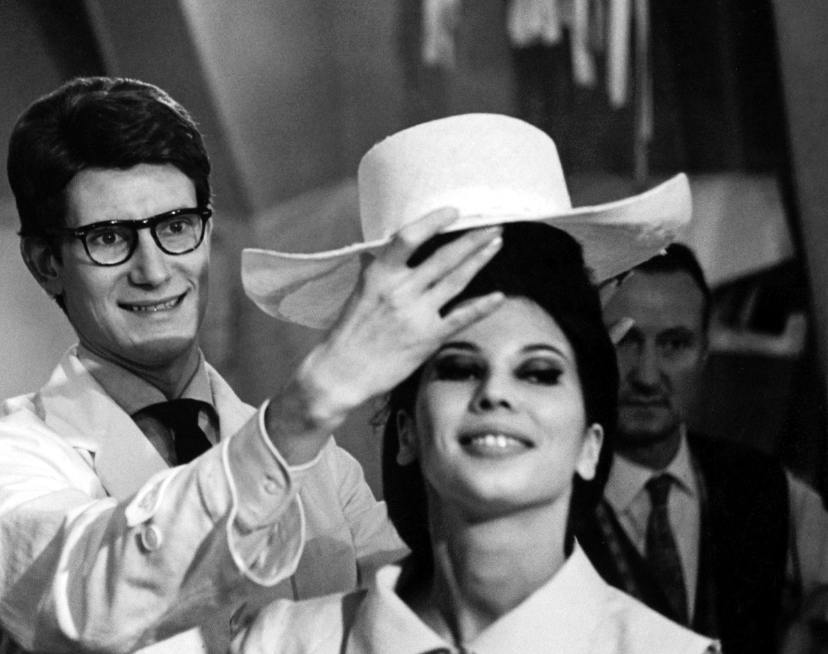 eterno_efimero's tweet photo. Happy Birthday to my favorite of all times #YvesSaintLaurent https://t.co/2zbdON2xbW