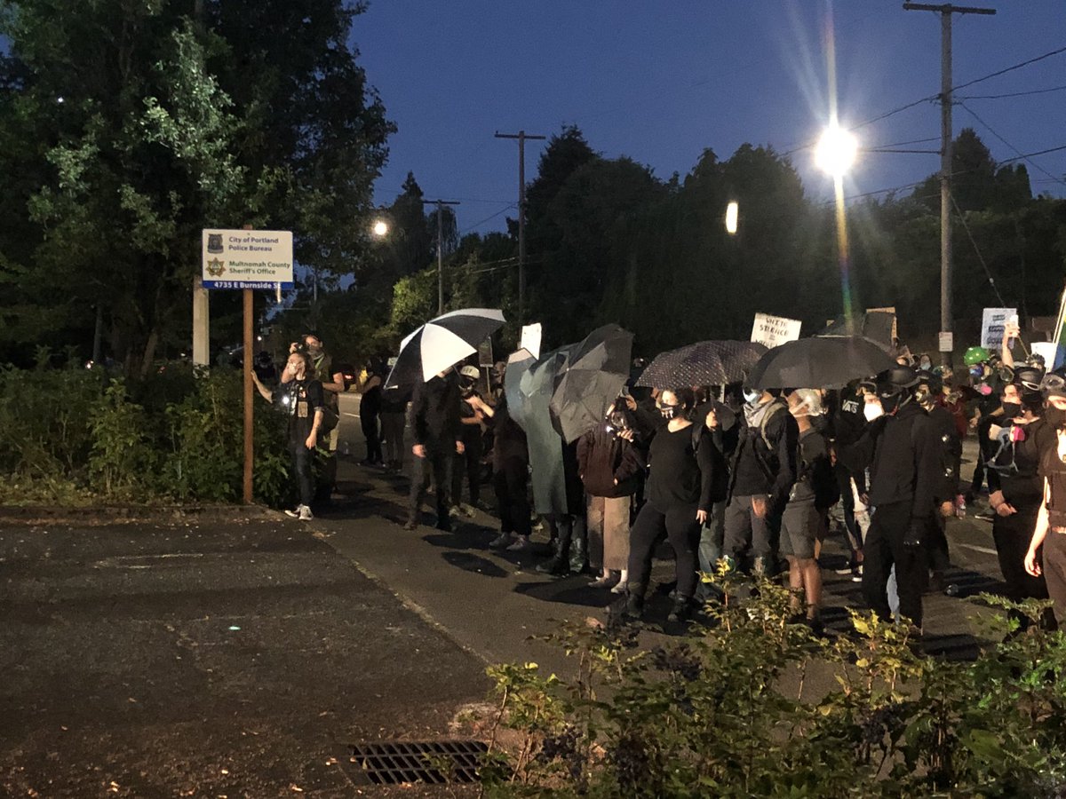 A few more cops up front now. Also one petting a dog statue.  #blacklivesmatter      #protest  #pdx  #Portland  #Oregon  #BLM  #acab  #PortlandProtests  #PDXprotests  #PortlandStrong