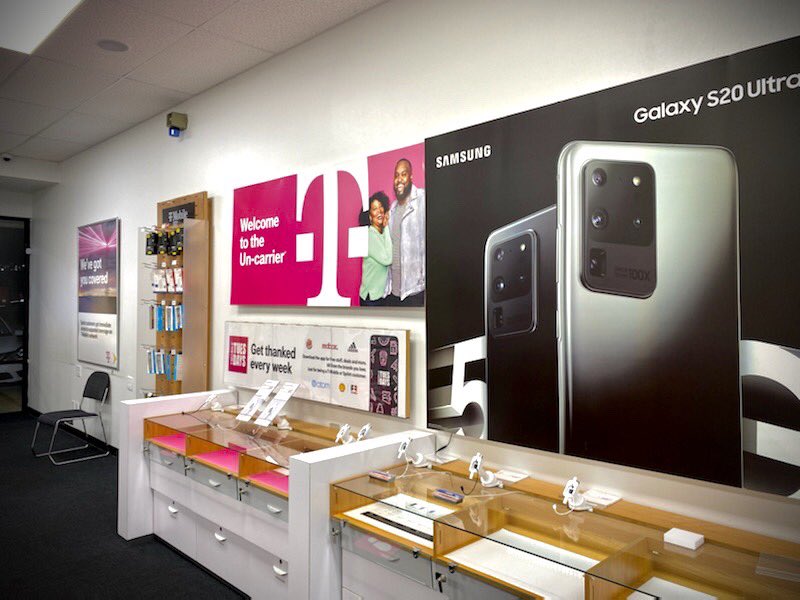 LittleRueToYou's tweet image. Boy are we excited to show you all our new culture! #WeAreTMobile 8590 Westheimer Rd Houston TX 77063 @JonFreier @Erica__Gilliam @jcbrandenburger @scotthou1 @CSource_Tweets @mrbrandenburger #Day1