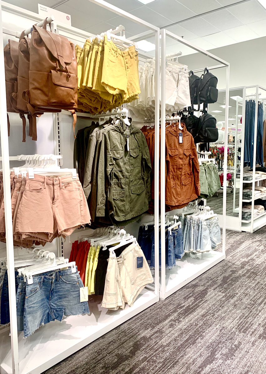 honeyybee_mel's tweet photo. In the right denim, a girl can conquer the world 🌎 🎯
#target #1509 @Courtneywin3 @HaticAdna @BrianLeas @heit_tim  @nick_waller15 @MaryBollinger26 @alofromtarget @nikki_j1981 @RicaDevas @afadnesstarget https://t.co/72OebvbyYd