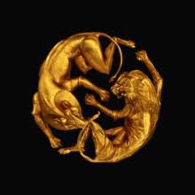 If you look at the album cover you might think Beyoncé used two lions because it’s inspired by the Lion King... but do you know what else has two lions? Correct!