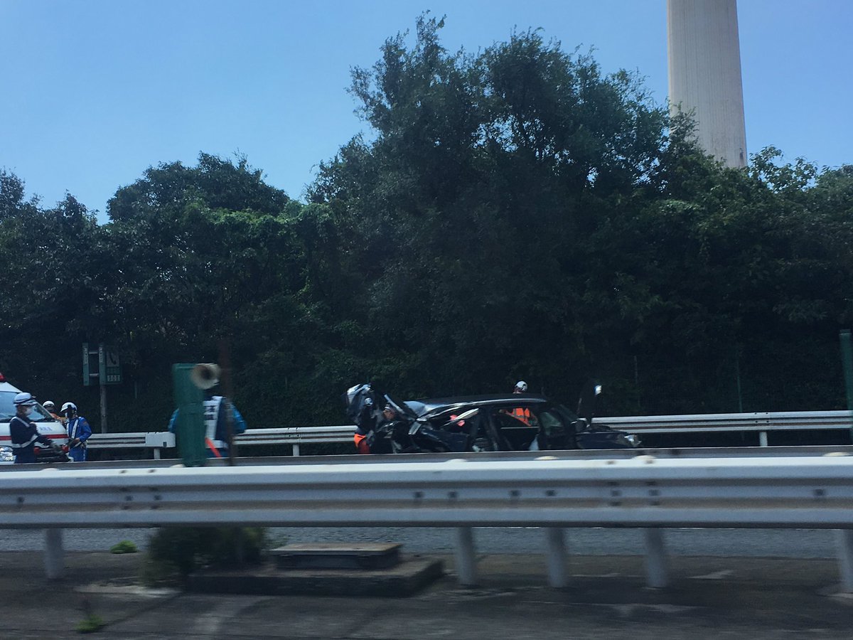 【事故】首都高湾岸線 川崎浮島JCTでポルシェなどが絡む事故「車2台がこなごなのぐっちゃぐっちゃ」まとめのカテゴリ一覧まとめまとめについて関連サイト一覧