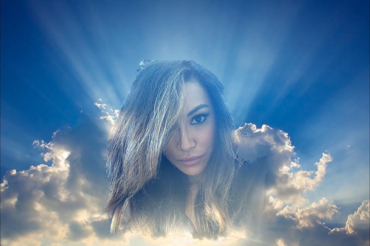 Rivera81Snixx's tweet image. I Miss Her So Much, It's So Hard To Belive She's Gone. 😥

#NayasFanMemorial 🕊
#RIPNayaRivera 🦋