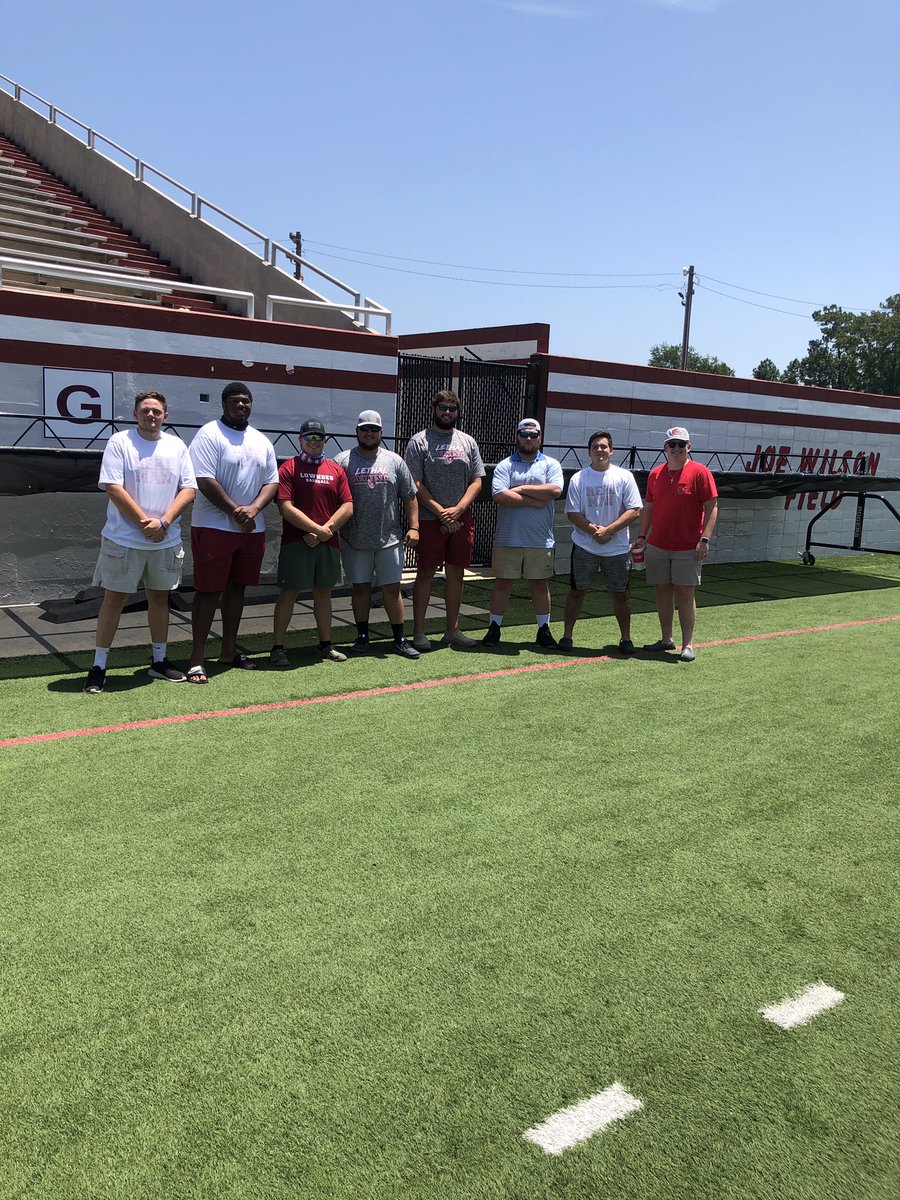 pychke's tweet photo. Awesome seeing Alumi supporting their family today.  Great job by @Chase4Belcher today who may possibly have the best hands/eyes I have seen in 16 years as a coach. https://t.co/N9VV9qkw0R