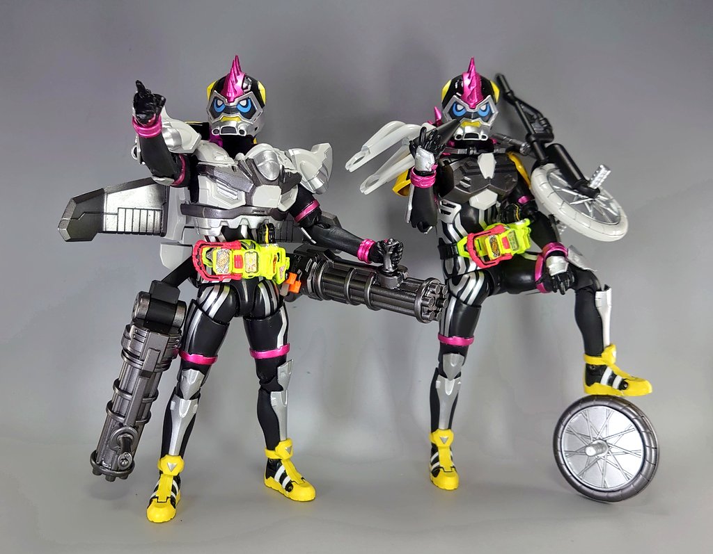 SHフィギュアーツ 仮面ライダーゲンム改造＆レーザー