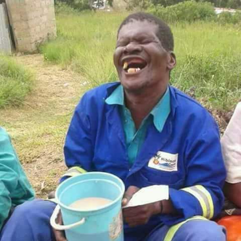 MimiMisstress's tweet photo. @MakhuluKaHlanyo @ern_music @bonga_natie @bonga Angry Black Woman-Aaah I Mean Angry Black Child 🤣🤣🤣🤣🤣🤣🤣 Daddy issues. Getting naked. Crying out for ATTENTION! Shame. https://t.co/W6IFJYlGoB