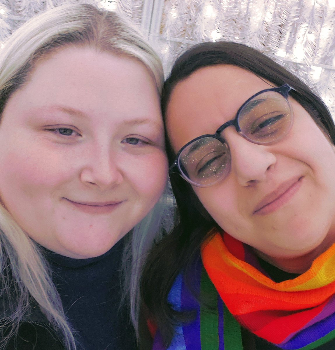 smijess's tweet photo. I don't always make time for twitter, but god damn I will to show you all best girlfriend. #NationalGirlfriendDay https://t.co/rE4gQzzBlb