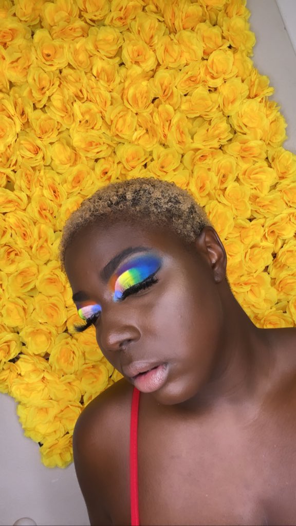 jadeaeonthebeat's tweet photo. PRESSURE 🥵#JadeaeOnTheBeat
#makeupartist #mua #makeupinspo #makepinspiration #cutcrease #minklashes #losangelesmua #LAmua #makeuptutorials #makeupvideos #brows #beatfaces #beatfacesLosAngeles #makeupprom #lovemakeup #promLosangeles #anastasiabeverlyhills #promlonbeach https://t.co/evry0qx2Ce