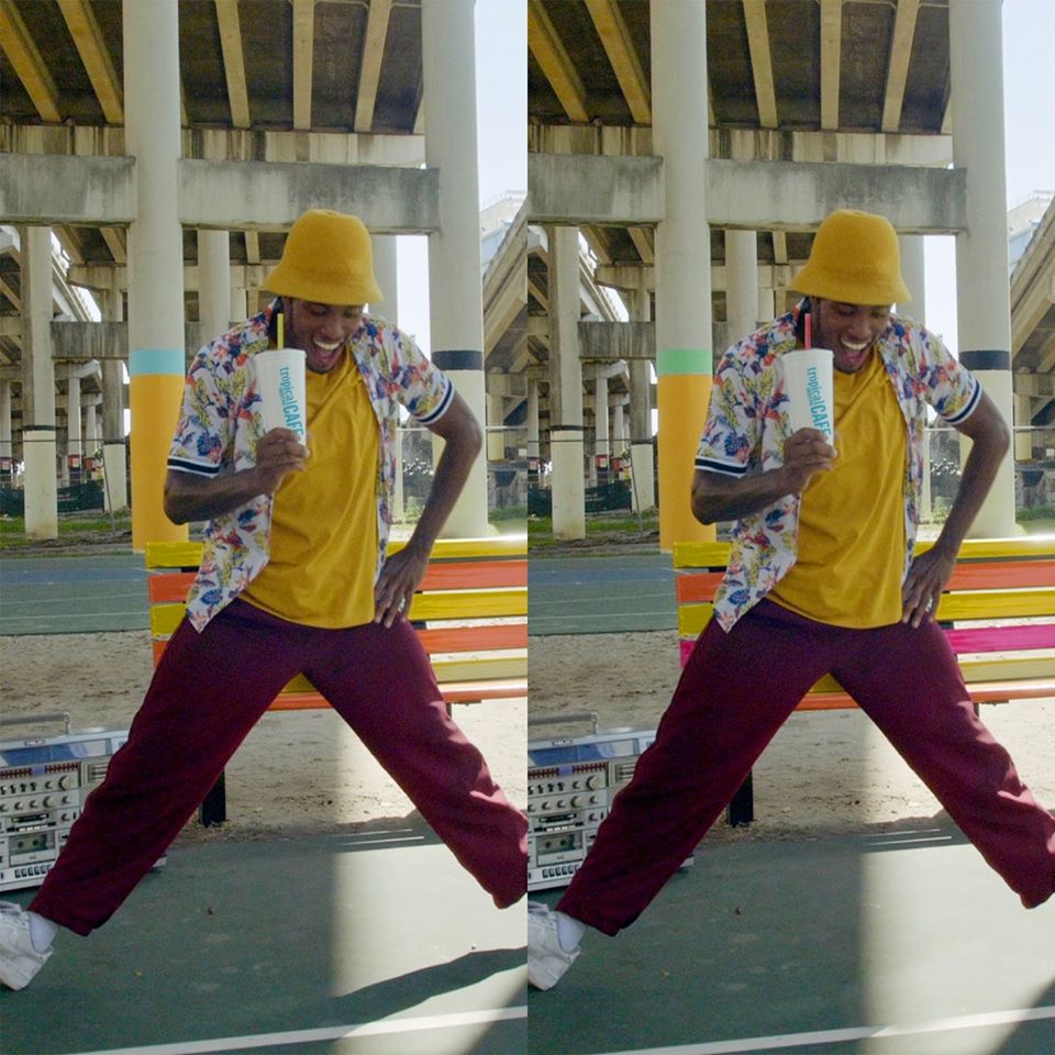 These are so much fun!
Can you spot the differences in these photos? 👀🌴 (Hint: there are four)