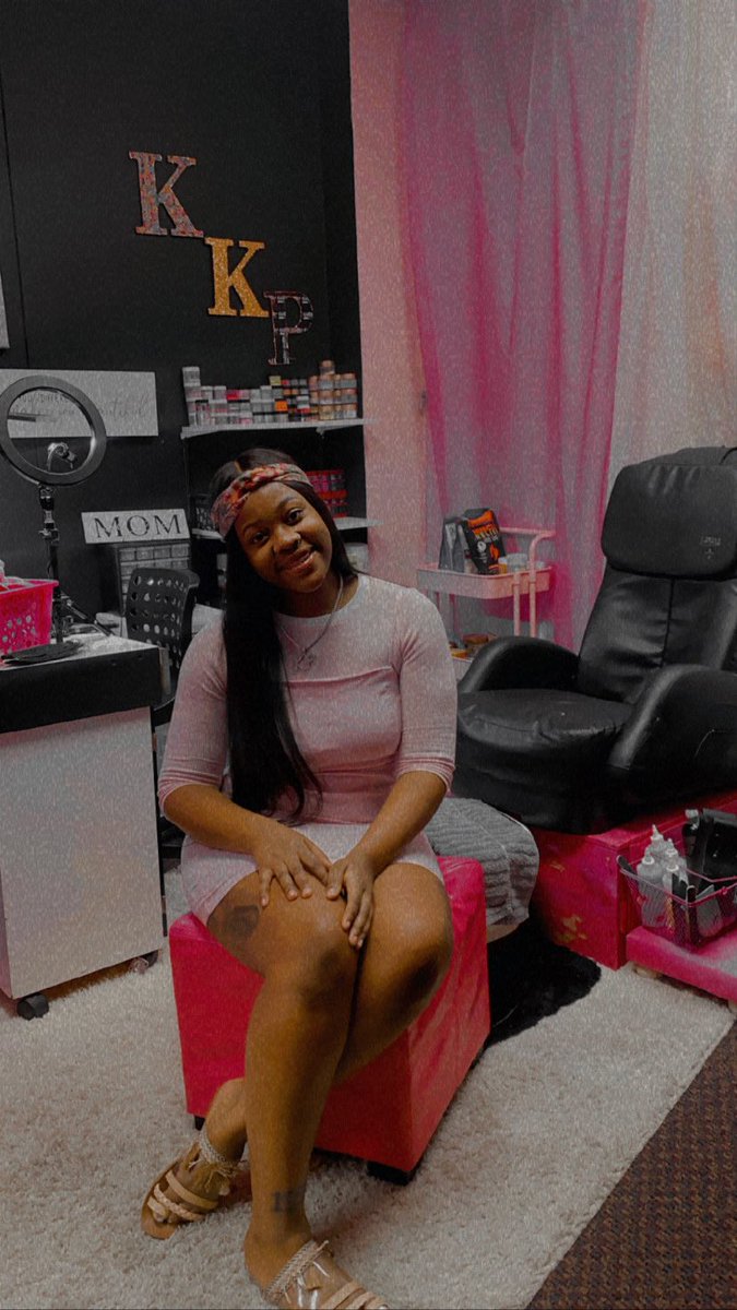 Pimp_Kaay's tweet photo. Quit my job April 28 and moved into my suite all off FAITH! Had it fully furnished within 2 weeks, And AINT Missed a beat since 😎💗 All off the Nail action, All praises to the Most High! 🙏🏽🦋 https://t.co/gUstjQXpsh