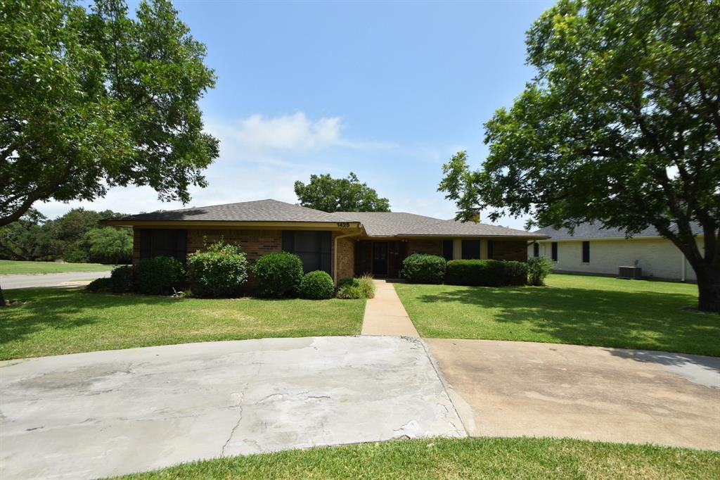 PenningtonSissy's tweet photo. Beautifully landscapedproperty
Visit this link for more details:
https://t.co/Y9UNyyM0wg

#teamppre #ppre #realestate #horseproperties #farmandranch #residential #penningtonpremiere #ncha #nrcha #nrha #ranchrealtor #equestrian #equibrand #rodeo #broker #realestateagent #2m https://t.co/eqmnTrHR43