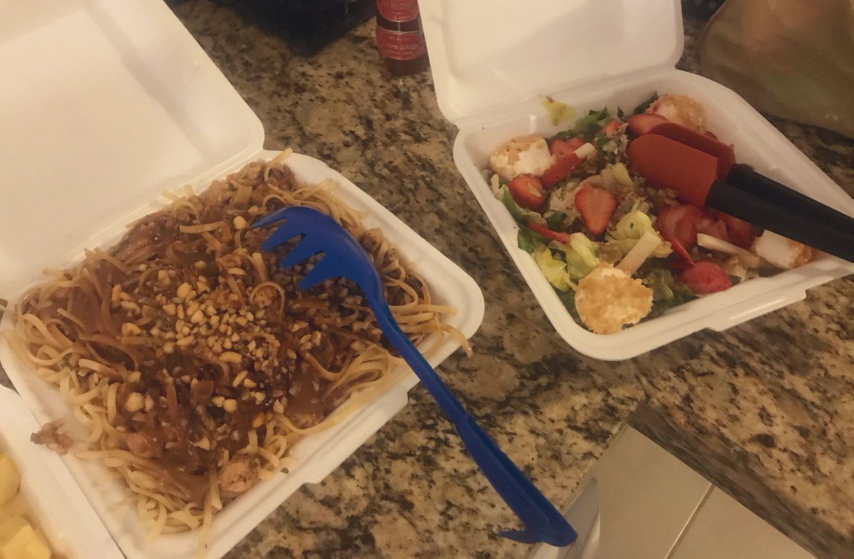 travels_galaxy's tweet photo. Today we visited one of our favourite restaurants in Mexico! Cheester in Playa del Carmen is the place to go if you’re hungry and want to try some creative pastas or salads.
We went with the Pasthai & the Dubai salad. 🤤
#travel #mexico #playadelcarmen #rivieramaya #cheester https://t.co/J3uCOJhhbW