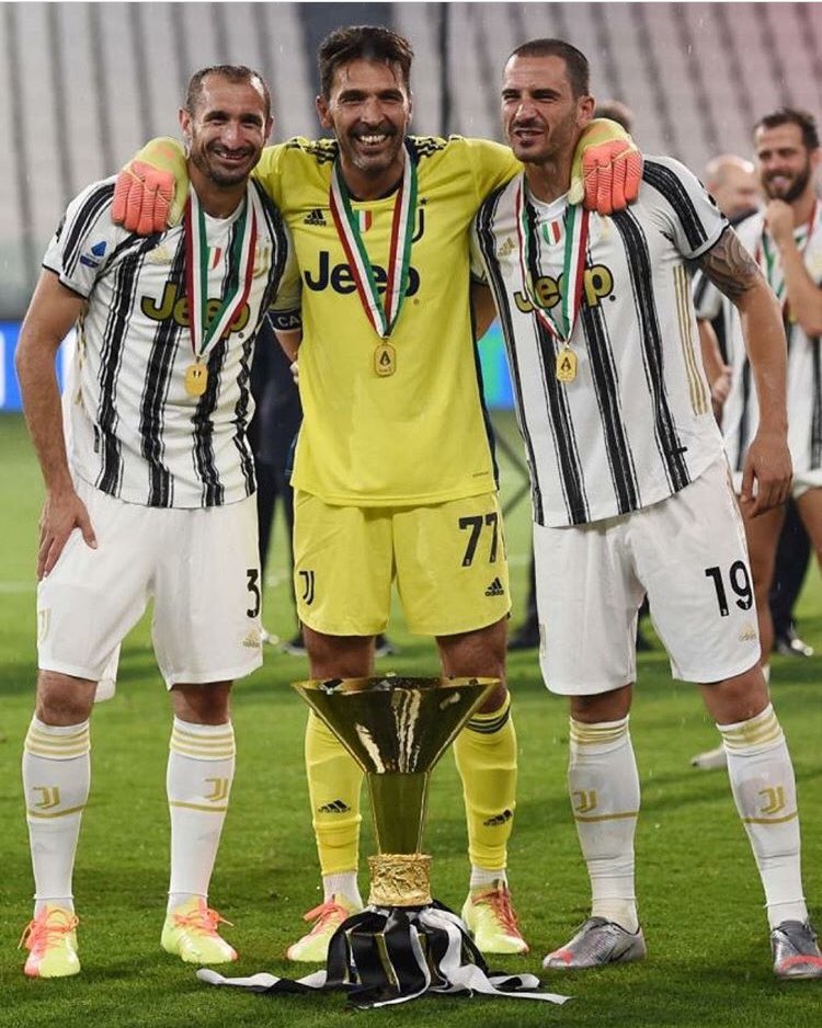good defender quality, good midfielder quality, good attacker quality.  but the coach can't mix all of that! I’m fans Juventus from Indonesia
#SarriOut #FinoAllaFine #ForzaJuve #juventusFC