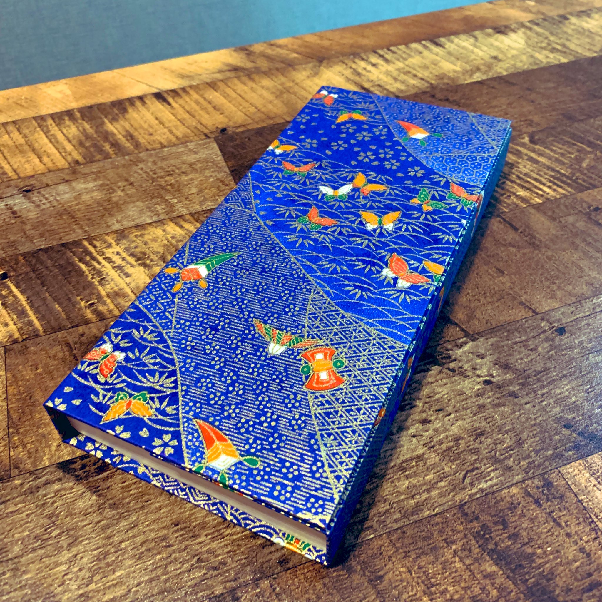 まめ 新作デッキケースを作成しました 薄型デッキケースでハーフデッキ 2 おやつスリーブ使用の三重スリーブ とダメカンケースが入るようになってます 自作デッキケース デッキケース ポケモンカード T Co Mbstphjb Twitter