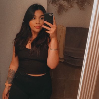 MirandaAvila95's tweet photo. #NewProfilePic https://t.co/EjS8YQnTk9