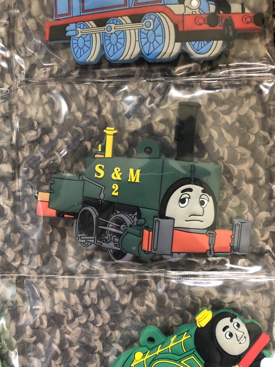 Kai Sodor No Twitter Ebayで出品されていた謎のオーナメント 謎のキャラ選 そして各車両のナンバーやネームプレートも反転せずに両面デザインされている謎のこだわり そしてニールは何のイラストを元にしたのでしょうか 謎が多い