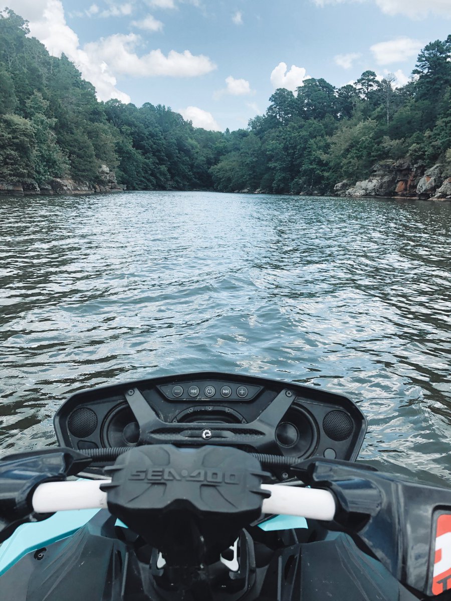 I swear the lake is the most peaceful place where you can forget everything..