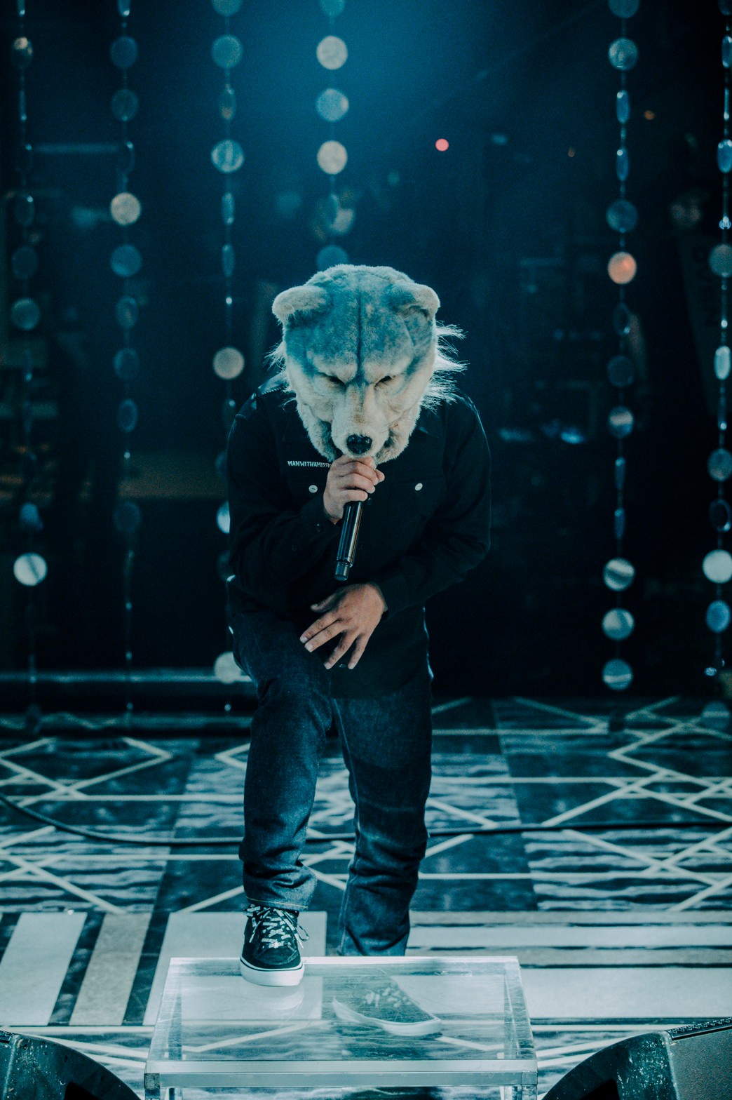 公式 Love Music フジテレビ 放送中 Lovemusic 2組目のライブは Man With A Mission 発売中のベストアルバム Man With A Best Mission から 新曲 Change The World を披露していただきます マンウィズ Mwam T Co 8yghwbe7gr Twitter