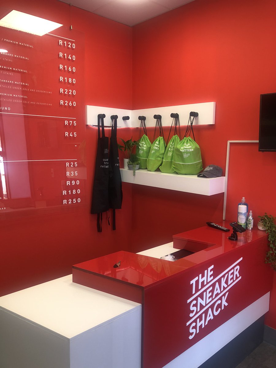 TheSneakerShack's tweet image. We’re so happy to open our latest branch in Linksfield, Johannesburg. Thank you for all the love and support Mzansi is showing us, it’s overwhelming. We will continue bringing you the best of shoe care in Mzansi. #thesneakershacksa #sneakercare #proudmzansi