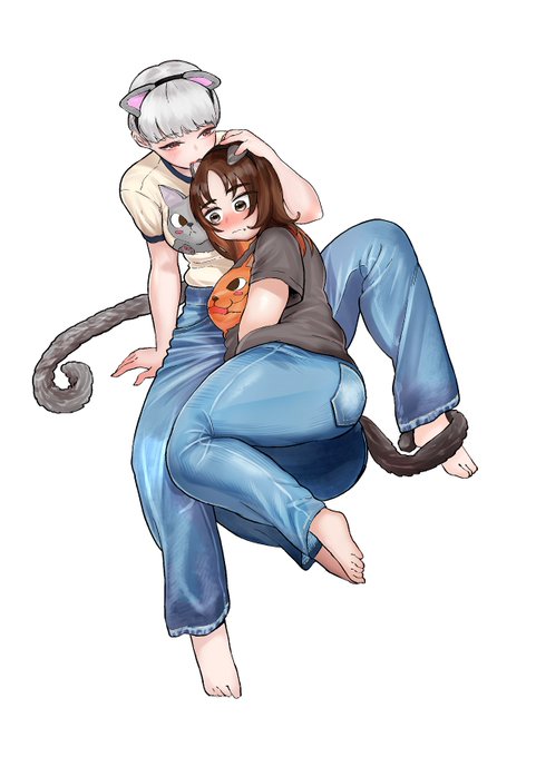 猫耳コスプレをする二人 