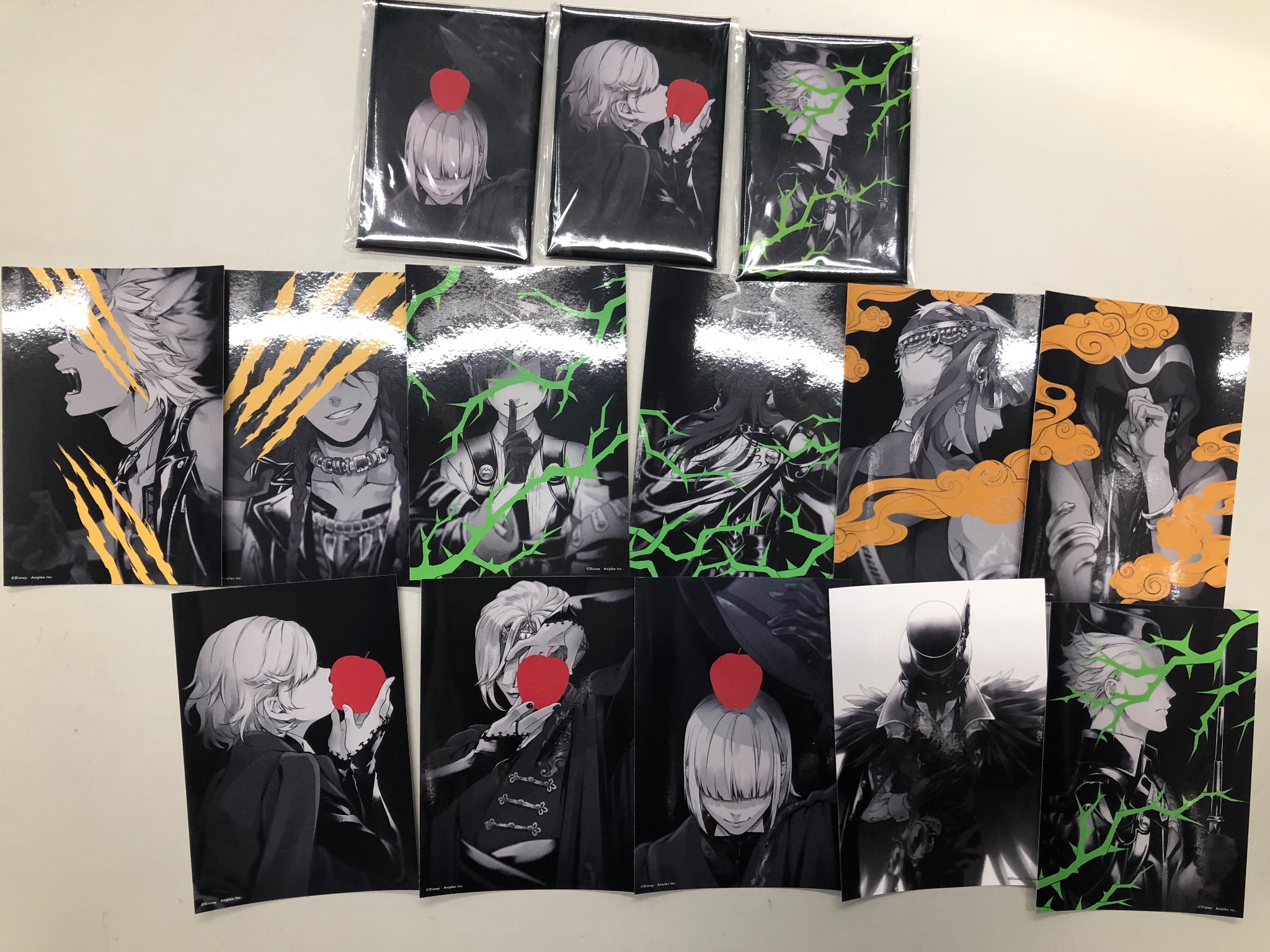 K Books Game館 ツイステッドワンダーランド ツイステストア カウントダウンイラストのマグネット ステッカー続々と入荷中です ٩ W و 大人気すぎるのでお求めはお早めに Kbooks ツイステ ツイステッドワンダーランド カウントダウン