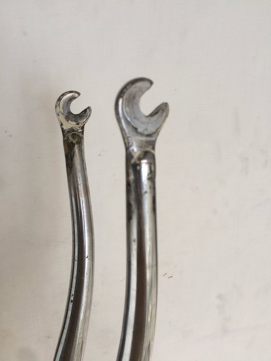 ijal__'s tweet photo. di jual fork 700c, steertube di sambung ( foto terlampir ) tapi kondisi aman, panjang steertube kurang lebih 15cm. 

harga : 750.000 
wa : 085278224293
lokasi : jogja
#fnfjb https://t.co/2seuLOIX2A