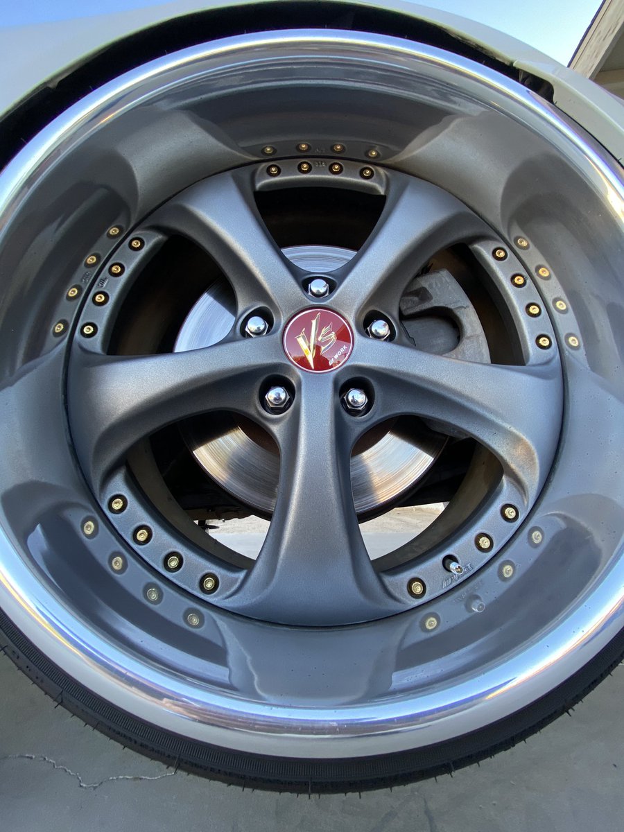 fxckcoils's tweet photo. VR wheels murdered my wheels 😍🔥#workvskf #vskf #workwheels https://t.co/GBqfRWnrox