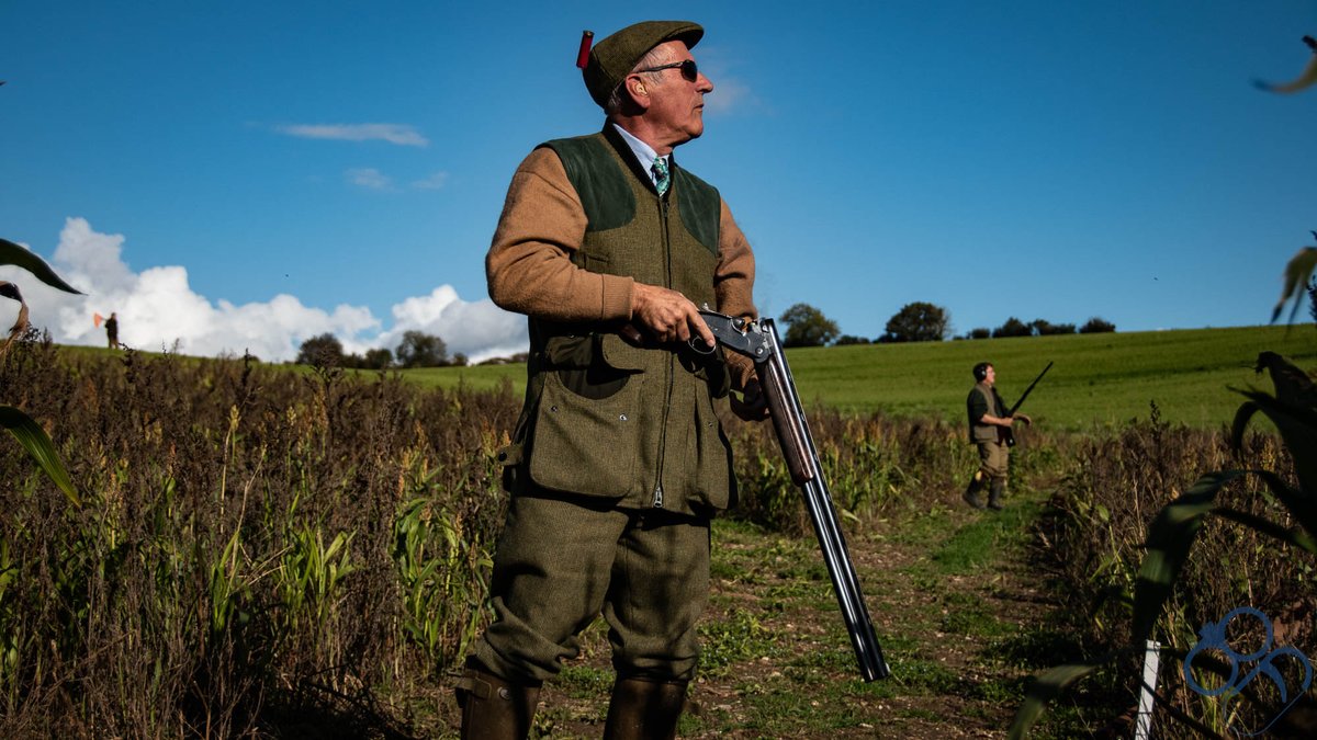 bluefieldsports's tweet photo. @Beretta_1526 @GMKLtd
-
#shoot #gamedays #plusfours #breeks #flatcap #shotgun #shooting #sunnydays #autumn #farm #elevenses #sloegin #cartridges #doublebarrel #overandunder https://t.co/iucfJvDcz3