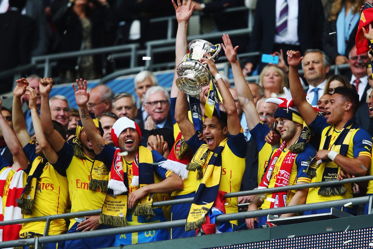 iamtheluka's tweet photo. 🏆 2014
🏆 2015
🏆 2017
🏆 2020
4 in 6 years. Arsenal Football Club! ♥️
#FACup #Always14Forward https://t.co/2ACdoP2K0z