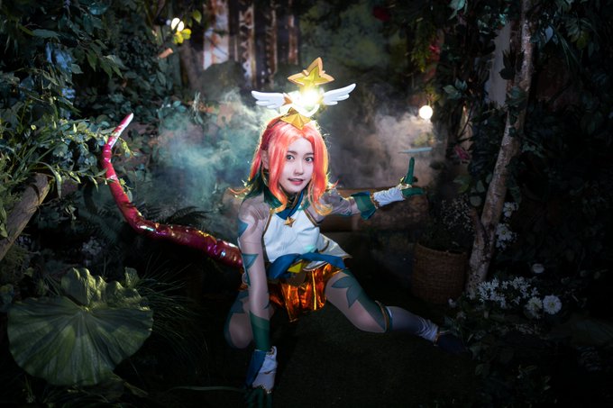 Twitterのコスプレ画像16