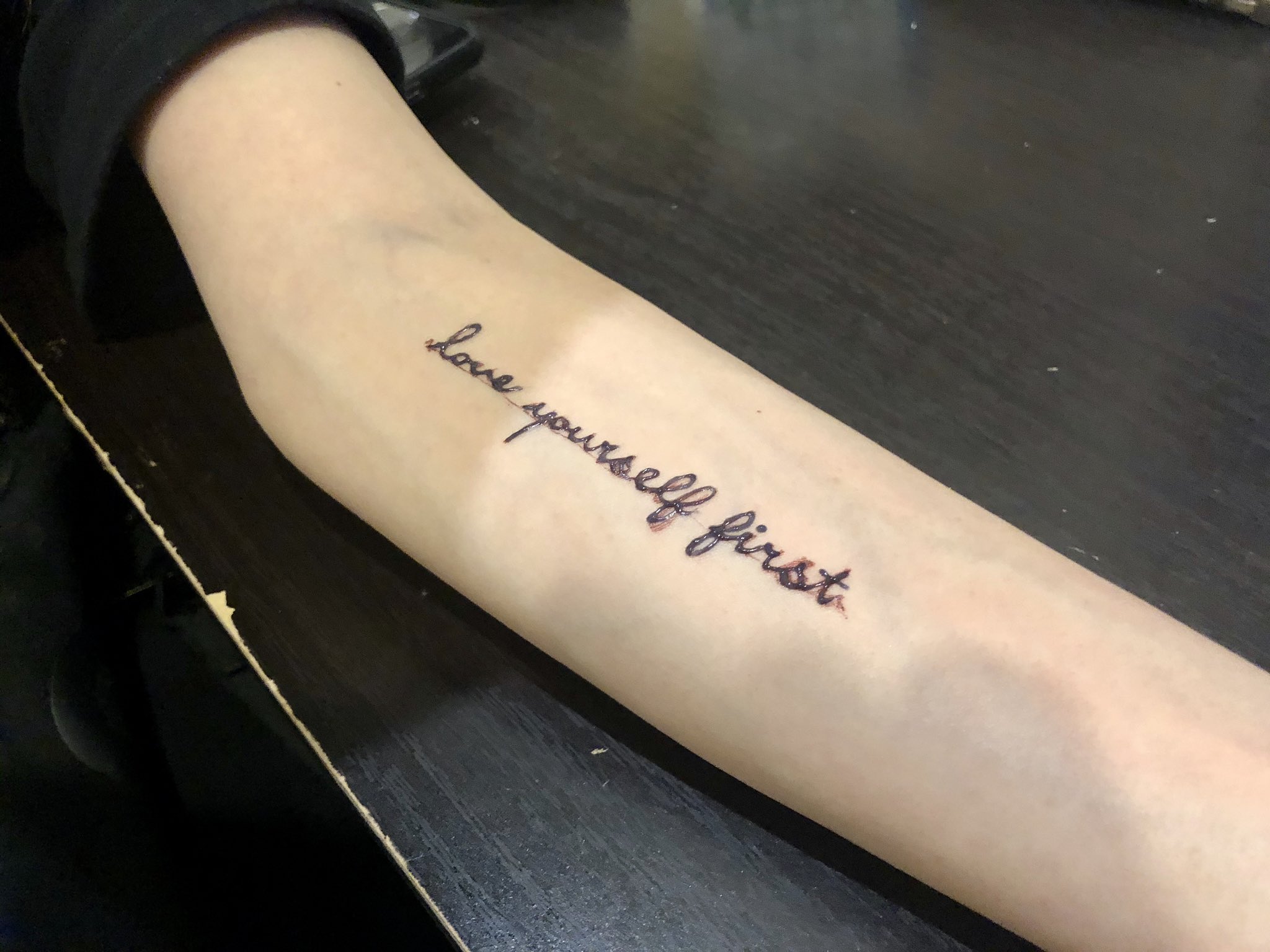 Loveyourself 意味 Loveyourself 意味
