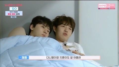 JJAENIMOROLL's tweet photo. i live for two dorks in love and i still do https://t.co/B5zCqeP9Mg