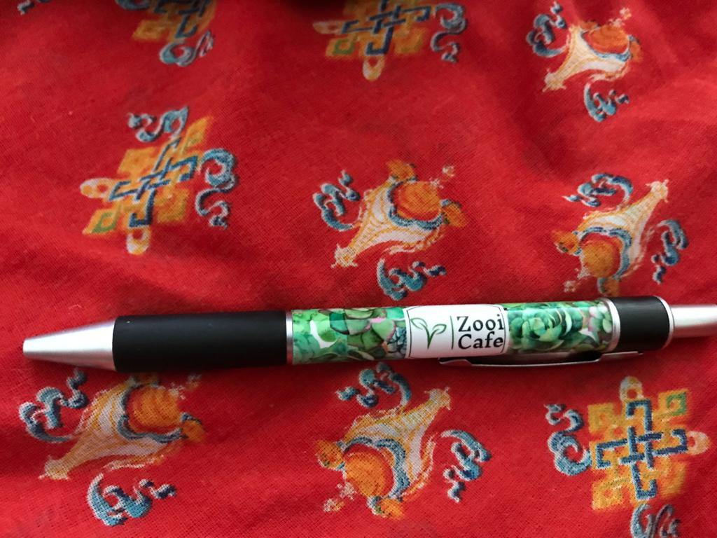 anish_patil's tweet photo. wanted to have #coffee in #stage4 #Melbourne , my local cafe was sweet enough they have given me pen #supportlocalcafe https://t.co/b8DTZOsVCP