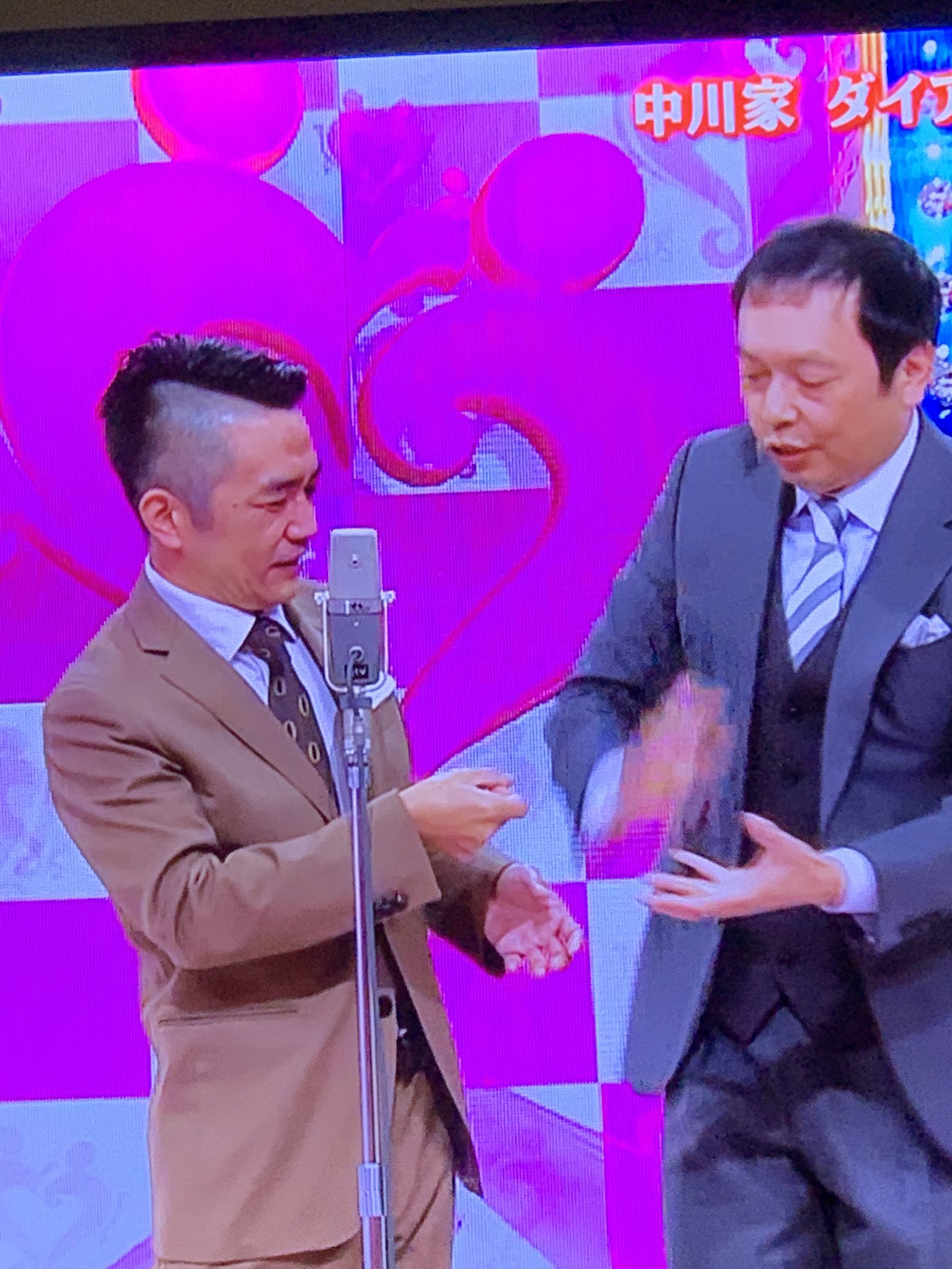 モノノブ 8 中川家のお兄ちゃん 髪型どうした Www 中川家 剛