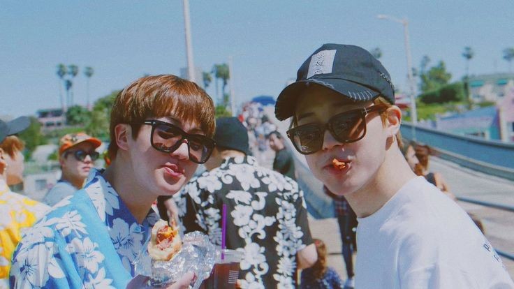 jinmin videos & pictures to make you smile; a thread