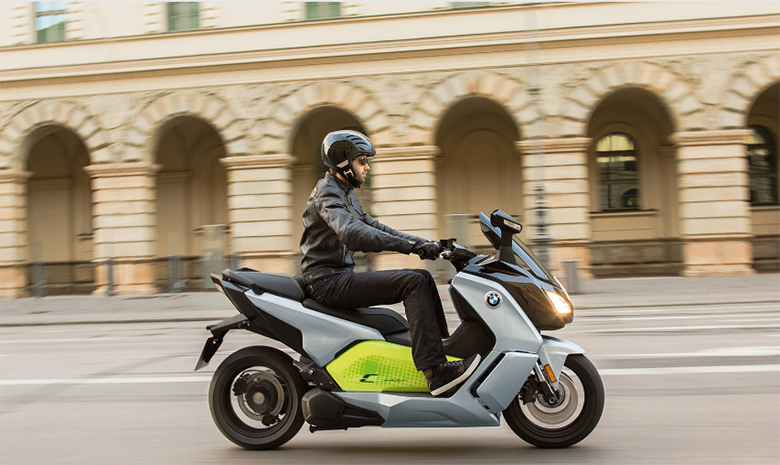Bikes_Catalog's tweet image. BMW 2019 C Evolution City Scooter
#BMW #CEvolution
Price = $13,995