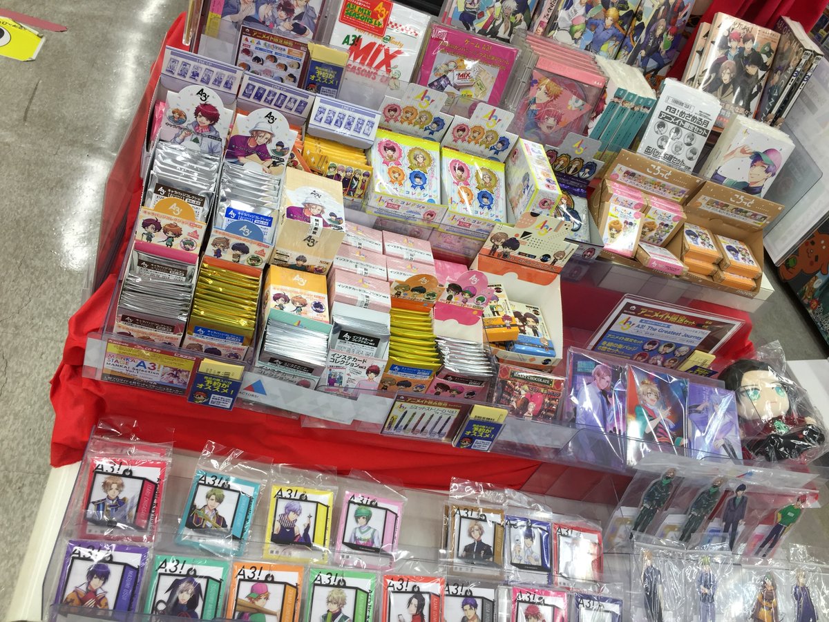 アニメイト奈良 アプリご利用で１pプレゼント 好評販売中 A3 インステカードコレクション Vol 3 を好評販売中ナララ 背景が透明なので 好きな所にかざしてインステの再現ができちゃいます 今ならbox購入も可能 ご一緒に関連商品もご