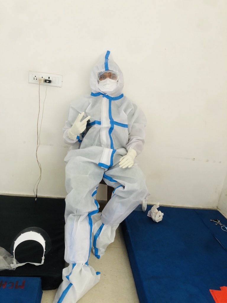 prakasshchouhan's tweet photo. #100 bed COVID hospital Raigarh
#CoronaWarriors
#servefornation
its not just a PPE.
For me it is like army uniform.
#latepost
#covid19duty
#jaihindjaibharat🇮🇳
@ipskabra @RaigarhPolice @prakasshchouhan @ChhattisgarhCMO @TS_SinghDeo @abhishekV0681 https://t.co/9PaAavUhwH