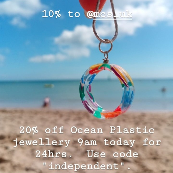 Today is @thefromeindependent virtual market. Find Seaborn  Design in the suitcase section.  As a special summer offer I am offering 20% off my ocean plastic and beach find jewellery for 24hrs Just enter the code "independent". 
10% goes to @mcs_uk

#fromeindependent #frome