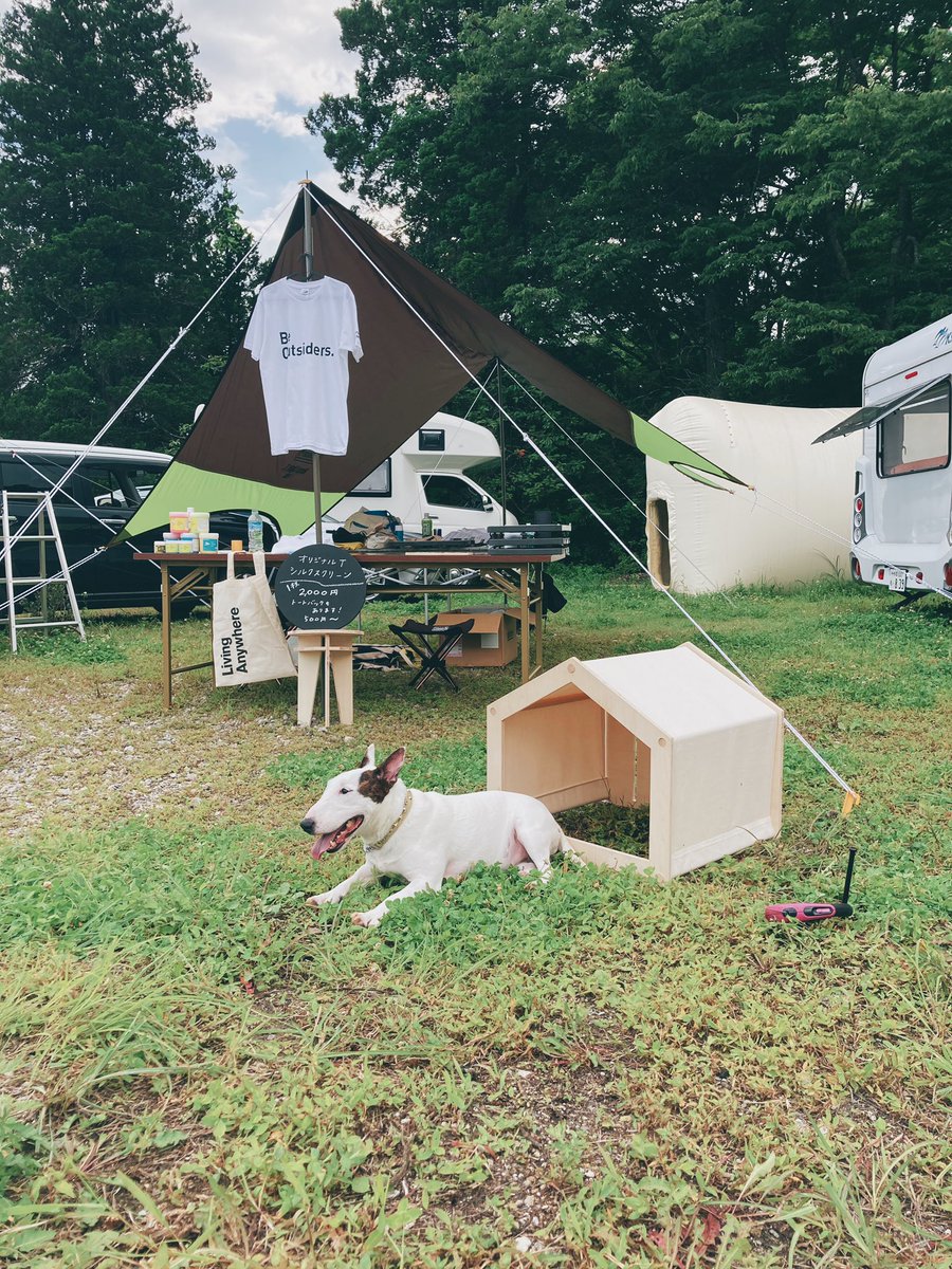 yoko0818's tweet photo. #バンライフフェス へ
最近キャンプも行けてないから、久しぶりにソトアソビできて、最高に楽しかった
ユニークでおしゃれなバンの数々に圧倒される
乗っている方々もバンライフを楽しんでいてステキだったな
そして案の定、バンが欲しくなるというね
#ecoflow
#efdelta
#vanlife
#vanloop
#lac8 https://t.co/jX49tWL0Ud