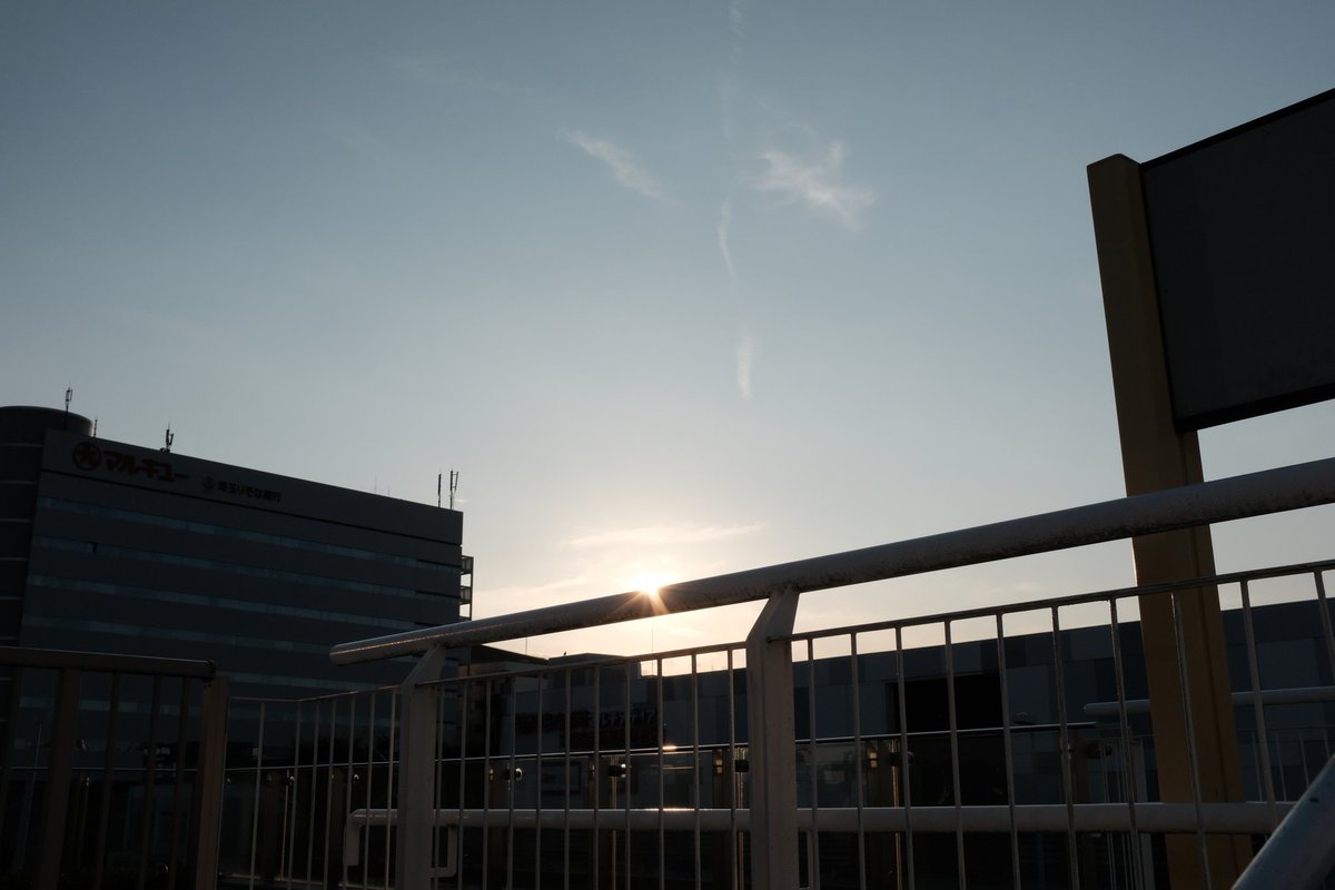 nakayossy's tweet image. 照らし出す

#photography 
#streetgraphy
#X100F