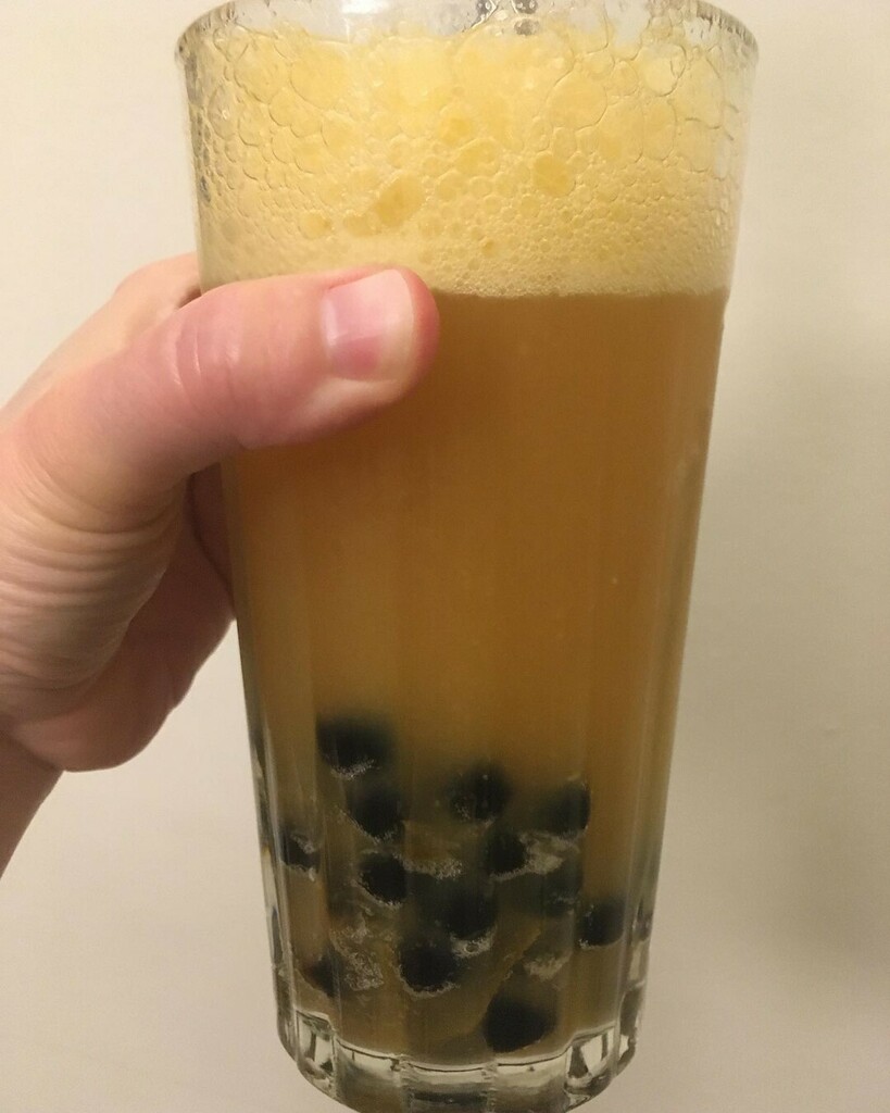 BubbleTeaSupply's tweet photo. 📷 #Repost @ghostyouaretome
.
Mango kombucha boba, because why not. The tapioca was soaked in Korean citron honey tea. #kombucha #kombuchabrewing #boba #bubbletea #funwithfermentation https://t.co/m9q9nPEbAg https://t.co/lkPjeXdHRp