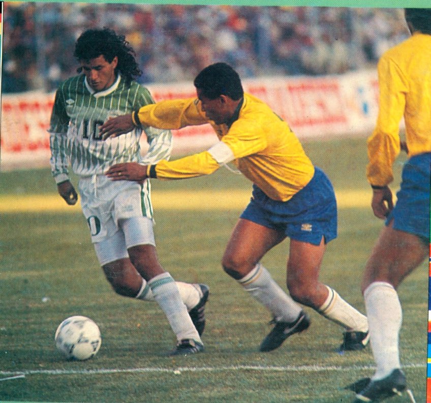 Turns out Bolivia's 1993/94 @umbro kit was absolutely sensational