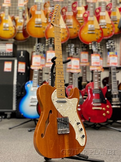 マホガニーボディ、3.0kgの軽量さが魅力のテレキャスター！ 当時の日本