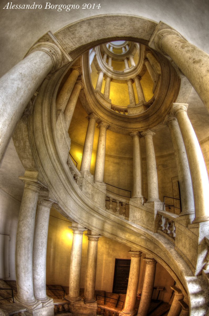 Borrominesca's tweet photo. Hoy, pero en 1667, moría Borromini: decidió suicidarse con una espada. Antes de hacerlo, destrozó todos sus proyectos y diseños para que nadie los robase y se los apropiase. 

El símbolo de la arquitectura barroca. https://t.co/KWEYqEyBa8