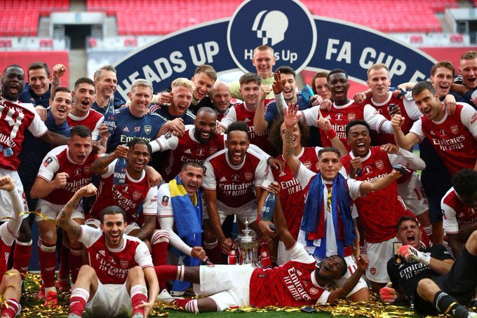 Goodmorning to all Arsenal fans worldwide! 🔴⚪️🏆 #CupChampions #VCC