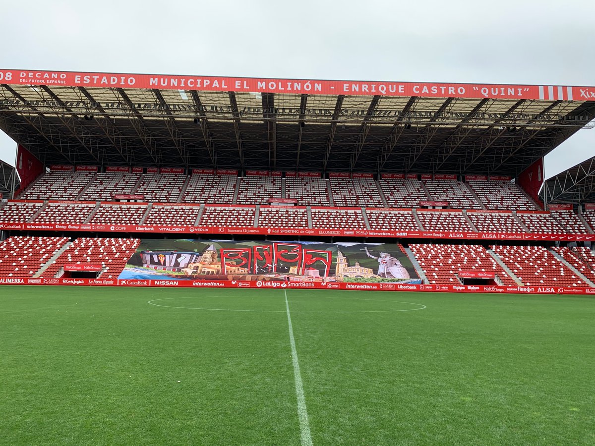 Y hoy comienzo una nueva etapa llena de ilusión en un club por el que siempre he sentido respeto y admiración <a href="/RealSporting/">Real Sporting</a> junto a David Gallego,Javi Rico,Noé Calleja @Toni_Clavero Rober, Jorge Sariego, Manolo Sanchez y demás compañeros del Club ⚽️💪👊¡¡ Puxa Sporting!!!