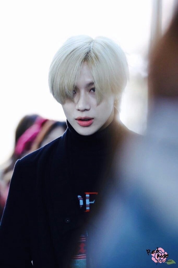 that day,Taemin was like the fairy prince of the fairy tale worldthis is a thread of perfection #SHINee  #TAEMIN  @SHINee  #2KIDS