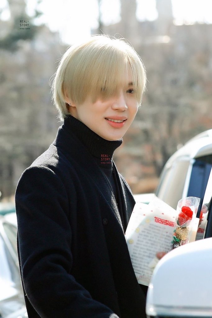 that day,Taemin was like the fairy prince of the fairy tale worldthis is a thread of perfection #SHINee  #TAEMIN  @SHINee  #2KIDS