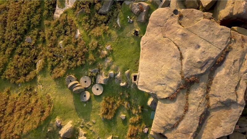 peakdistrict's tweet photo. Whichever view you come to enjoy today, please be #PeakDistrictProud on your visit:

🔥 No BBQs or Fires 

🗑 Take home what you bring 

🚙 Park legally and considerately 

😷 Respect our local businesses, communities and COVID-19 guidance 

⛺️ No fly camping 

👉 Thank You 🙏 https://t.co/iJCsRc1mKG